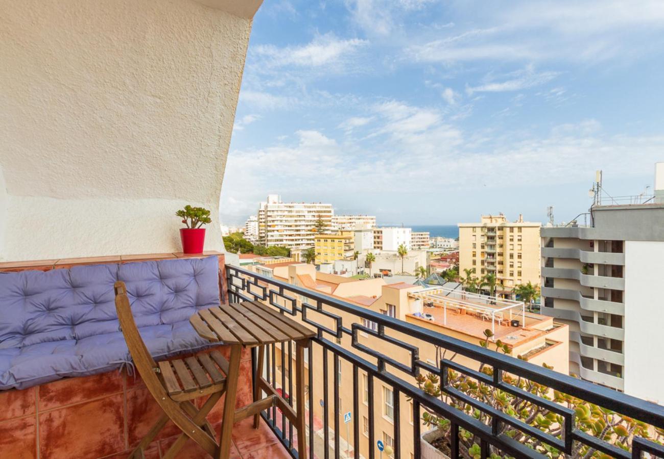 Reformado Apartamento En El Centro Con Vista Al Mar Торремолинос Экстерьер фото